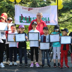 Little heroes: group of children with Dr. Ho for the Stroll for Liver